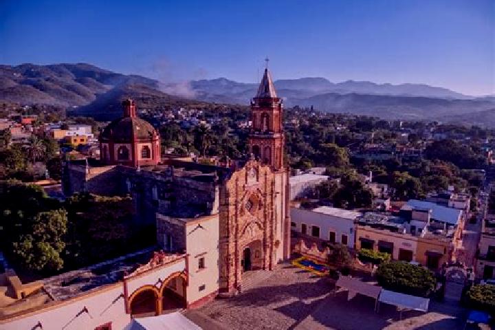 Luna, 26 — Escort in San Raymundo Jalpan, Mexico