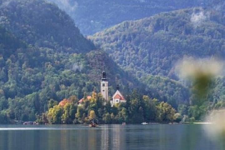 Luna, 26 — Escort in Spodnje Gorje, Slovenia