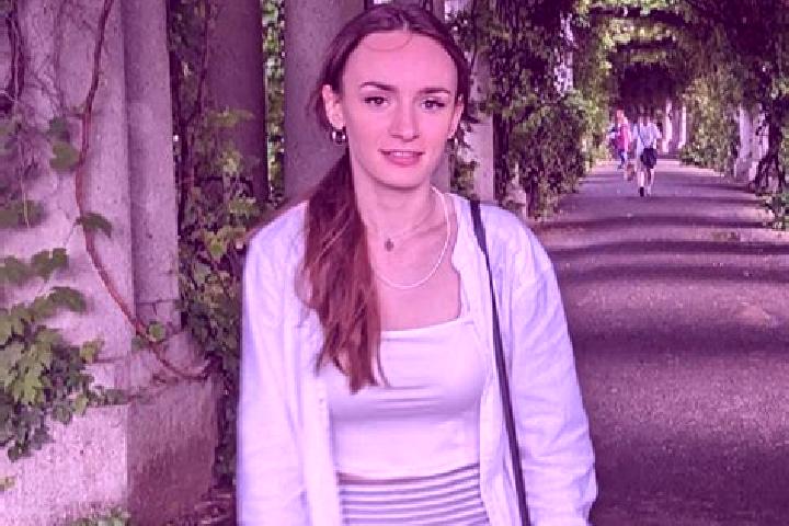 Luna, 26 — Escort in Tomice, Poland