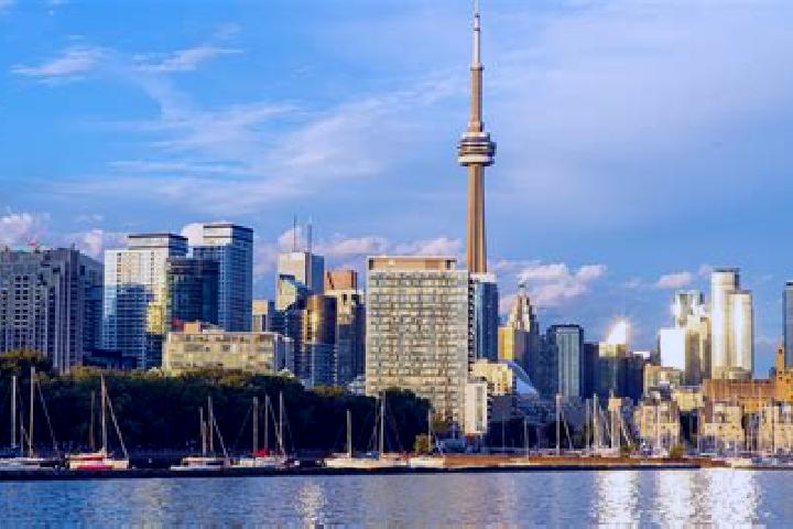 Luna, 26 — Escort in Toronto, Australia