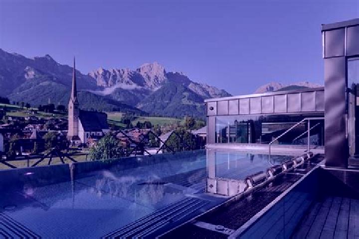 Luna, 26 — Escort in Uttendorf, Austria