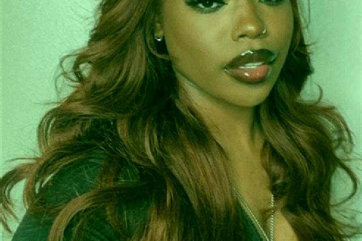 Luna, 27, a auburn amber-eyed ebony companion based in Simmering. Offering Dinner Date, Massage, Couples, GFE. Available for incall and outcall, day and even...