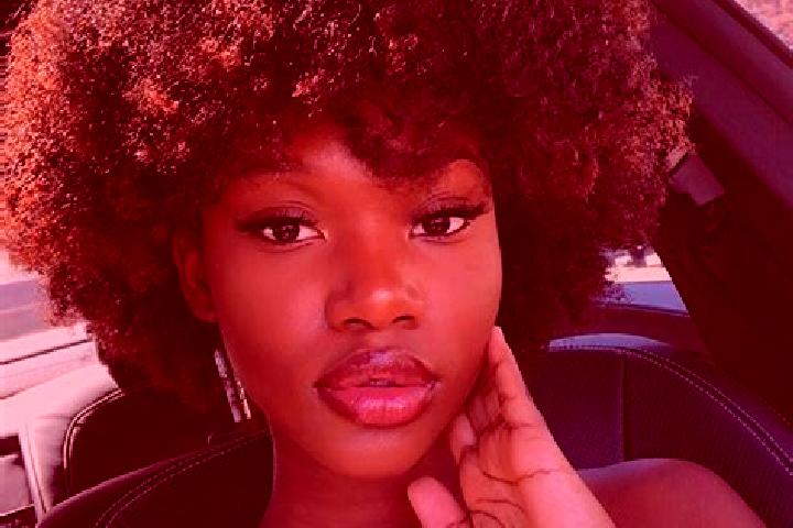 Luna, 27, a black dark-eyed ebony companion based in Montebourg. Offering Couples, Massage. Available for incall and outcall, overnight bookings available.