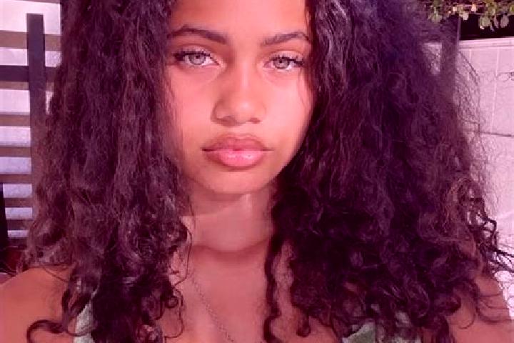 Luna, 27, a black green-eyed mixed companion based in Pilu. Offering Deep French Kissing, Striptease. Available for incall and outcall, overnight bookings av...