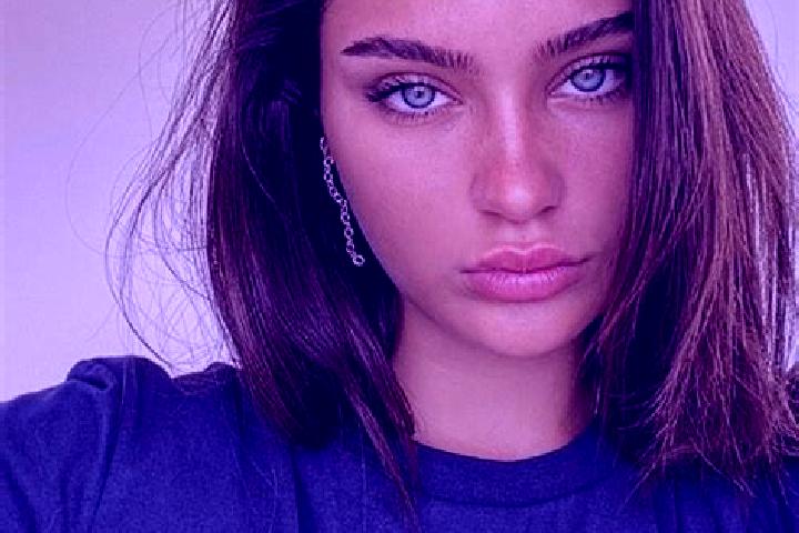 Luna, 27, a brunette brown-eyed european companion based in Angagui. Offering A-Level, Roleplay, Domination, 69. Available for incall and outcall, day and ev...