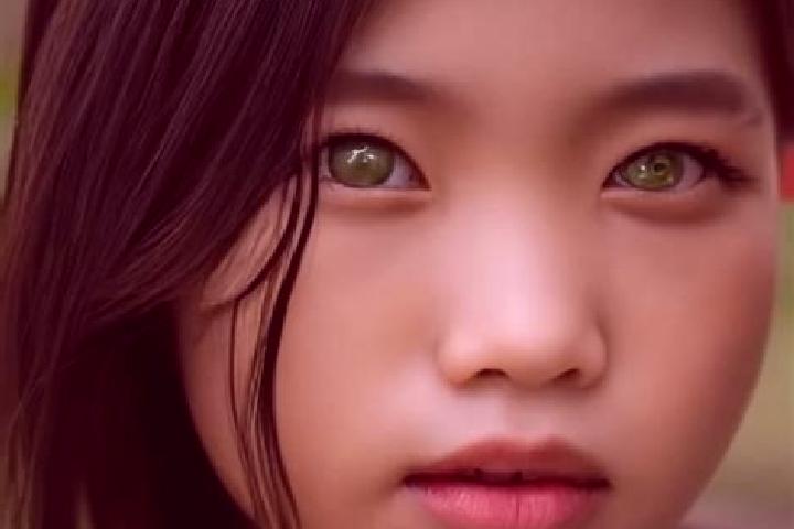 Luna, 27, a brunette green-eyed asian companion based in El Ocotito. Offering Deep French Kissing, Fetish. Available for incall and outcall, day and evening ...