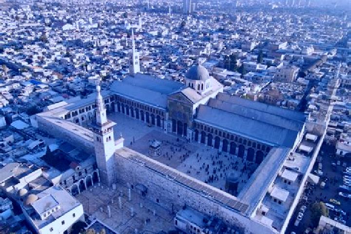 Luna, 27 — Escort in Damascus, Syria
