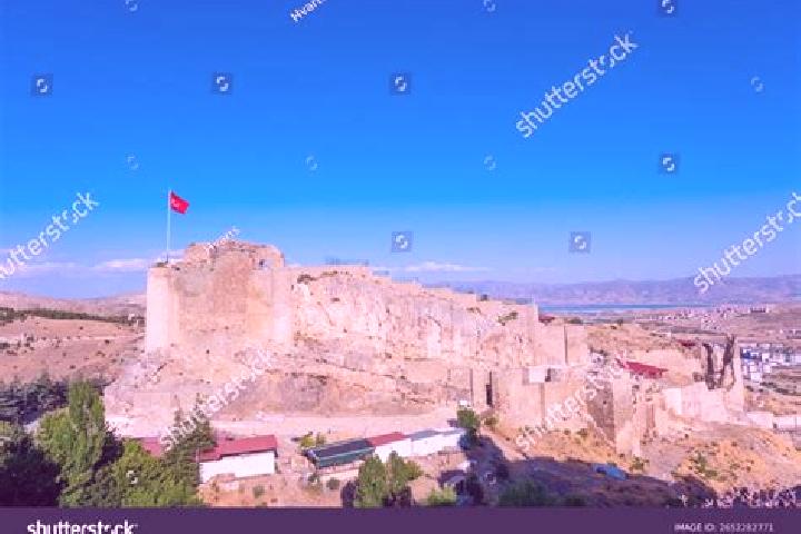 Luna, 27 — Escort in Harput, Turkey