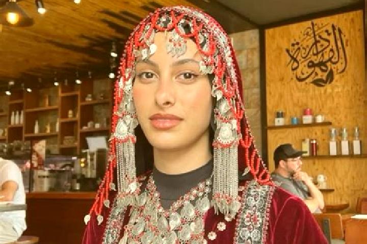 Luna, 27 — Escort in Ibb, Yemen
