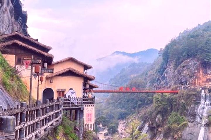 Luna, 27 — Escort in Jiangcun, China