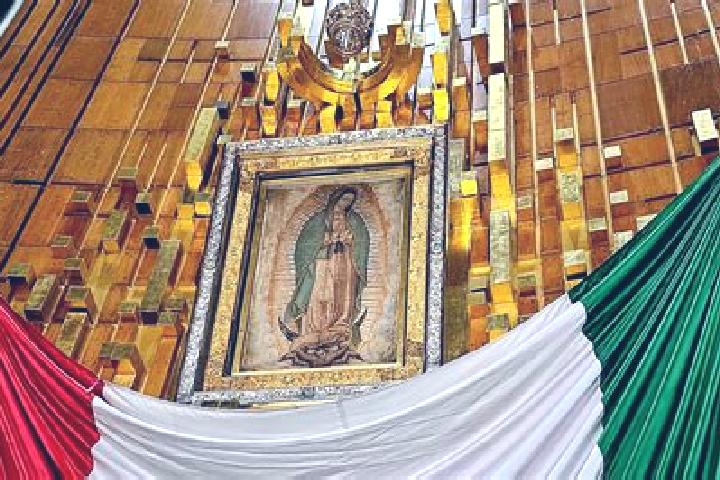 Luna, 27 — Escort in Norias de Guadalupe, Mexico
