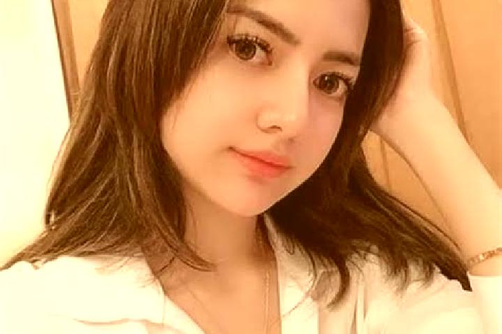 Luna, 27 — Escort in Panohan, Indonesia