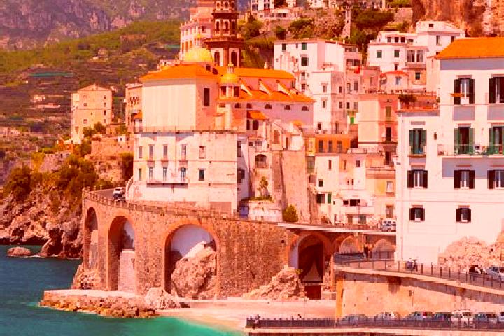 Luna, 27 — Escort in Priola, Italy