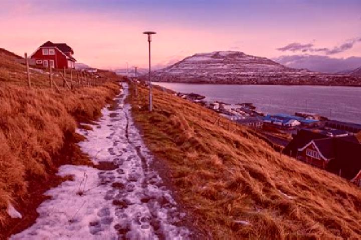 Luna, 27 — Escort in Toftir, Faroe Islands