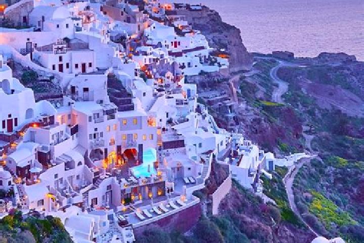 Luna, 27 — Escort in Verdikoussa, Greece