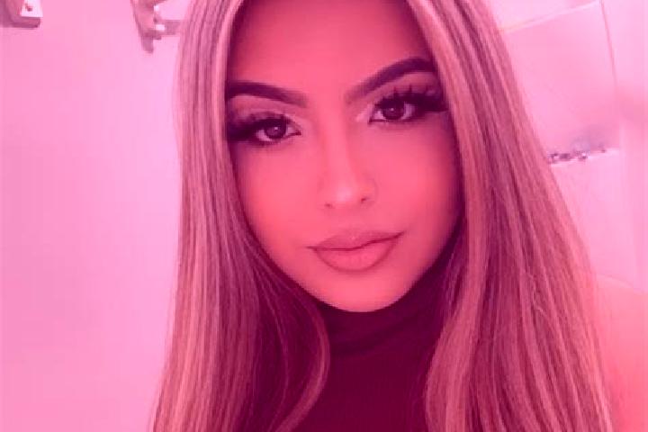 Luna, 28, a blonde dark-eyed latina companion based in Montignac-Charente. Offering Deep French Kissing, Prostate Massage, GFE. Available for incall and outc...