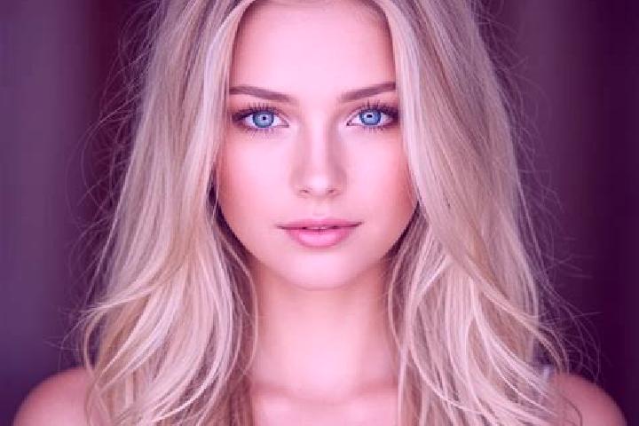 Luna, 28, a blonde dark-eyed mixed companion based in Stretti. Offering CIM, Tantra, Girlfriend Experience, Prostate Massage. Available for incall and outcal...