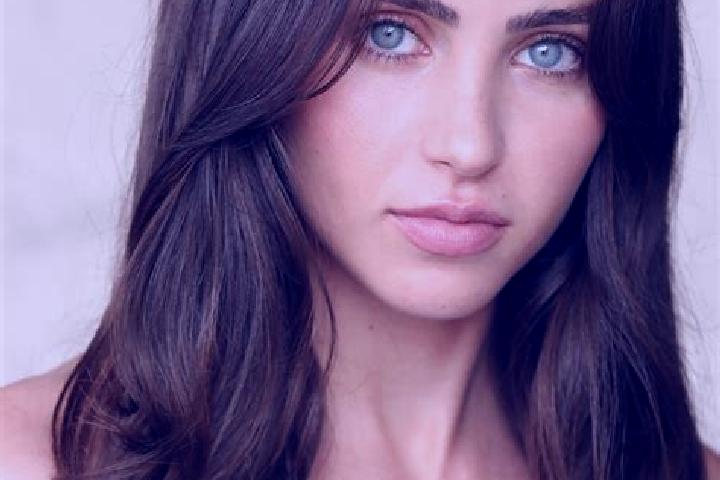 Luna, 28, a brunette amber-eyed indian companion based in Bindoon. Offering GFE, Couples, Deep French Kissing, Party Girl. Available for incall and outcall, ...