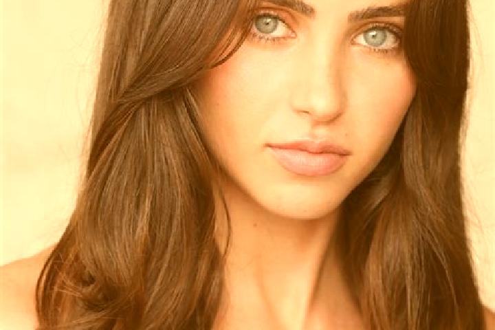 Luna, 28, a brunette amber-eyed latina companion based in Kork-e Olya. Offering Girlfriend Experience, 69. Available for incall and outcall, overnight bookin...