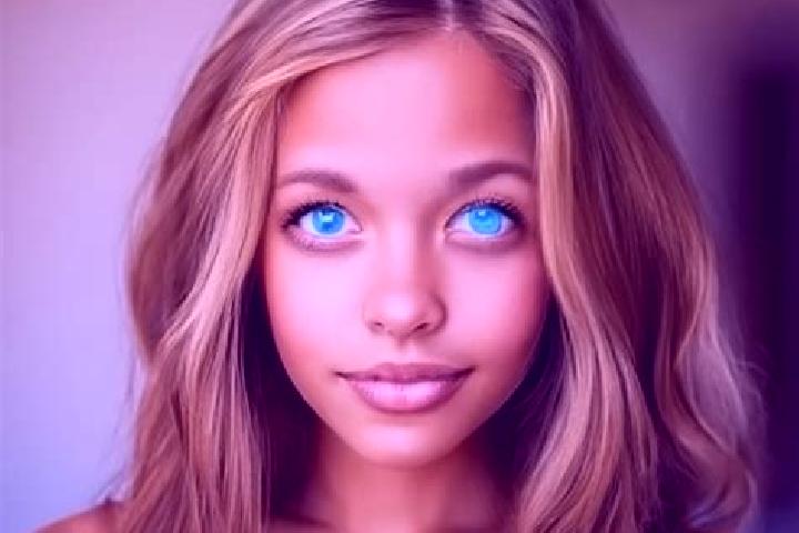 Luna, 28, a chestnut blue-eyed mixed companion based in Vena di Maida. Offering Overnight, GFE, Party Girl, OWO. Available for incall and outcall, day and ev...