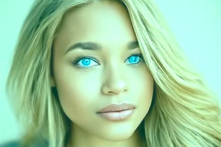 Luna, 28, a dark blonde blue-eyed latina companion based in Gente. Offering CIM, Roleplay, Couples, Party Girl. Available for incall and outcall, overnight b...
