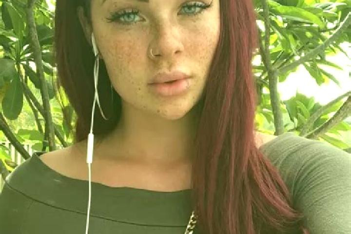 Luna, 28, a red dark-eyed latina companion based in Barra do Bugres. Offering Erotic Massage, BDSM, Domination. Available for incall and outcall, day and eve...