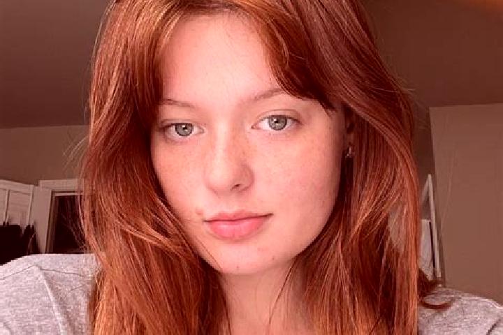 Luna, 28, a red grey-eyed mixed companion based in Curarrehue. Offering Overnight, BDSM, Tantra. Available for incall and outcall, overnight bookings available.