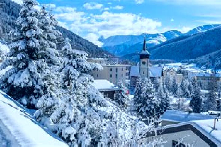 Luna, 28 — Escort in Agno, Switzerland