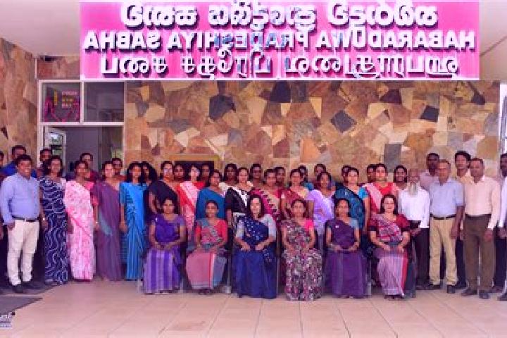 Luna, 28 — Escort in Homagama, Sri Lanka