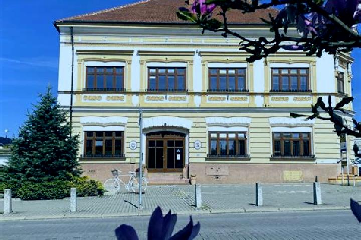 Luna, 28 — Escort in Kralice na Hane, Czech Republic