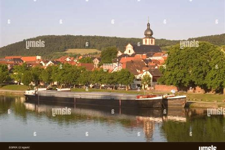 Luna, 28 — Escort in Marktheidenfeld, Germany
