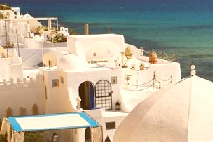 Luna, 28 — Escort in Menzel Heurr, Tunisia
