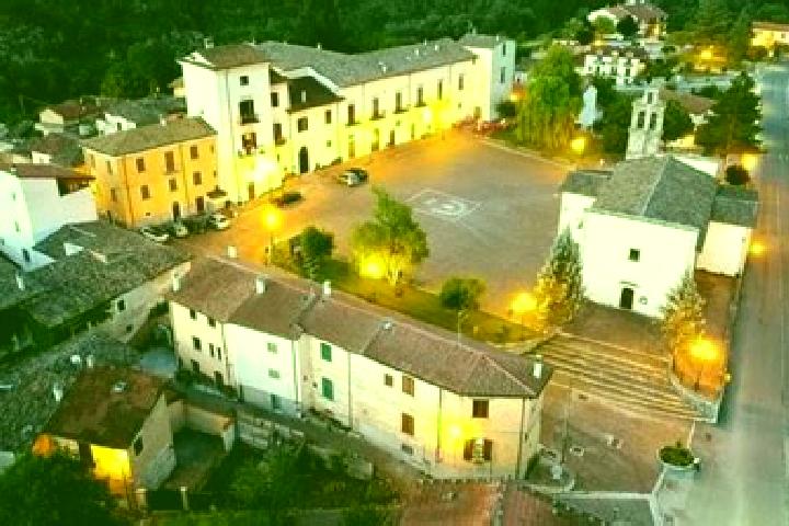 Luna, 28 — Escort in Molina Aterno, Italy