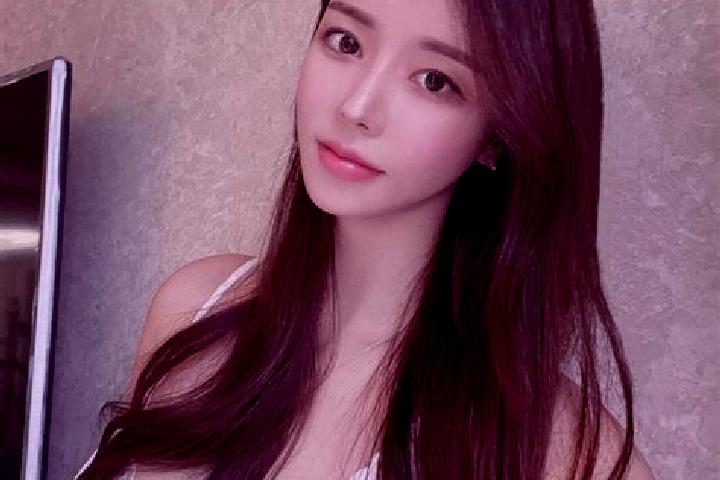 Luna, 28 — Escort in Pingya, China