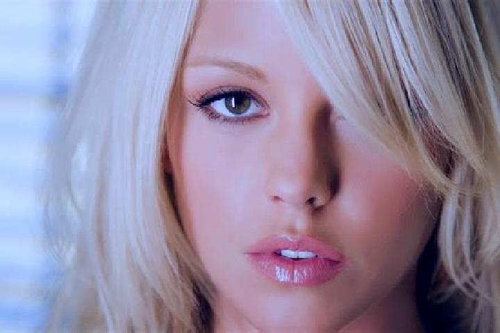 Luna, 29, a blonde brown-eyed asian companion based in Blatne Remety. Offering Erotic Massage, Domination, A-Level. Available for incall and outcall, day and...