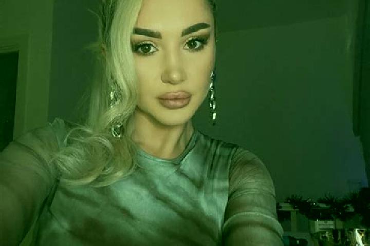 Luna, 29, a blonde grey-eyed mediterranean companion based in San Miguel del Arenal. Offering Deep French Kissing, Prostate Massage, Travel Companion, GFE. A...