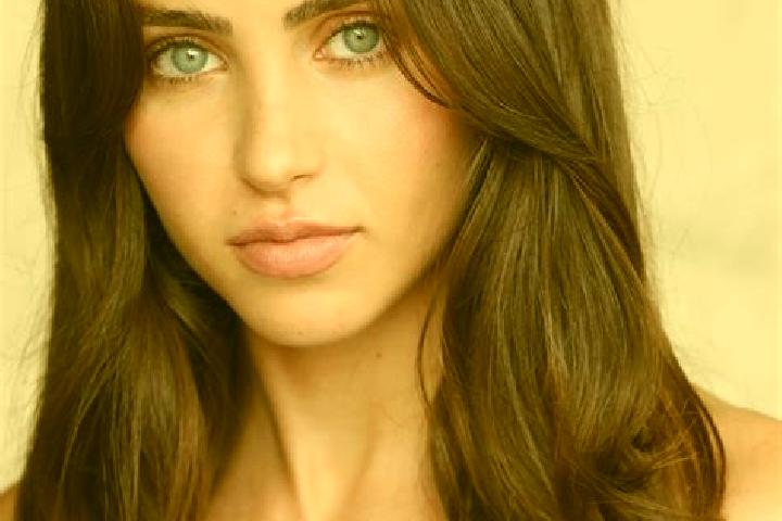 Luna, 29, a brunette hazel-eyed asian companion based in Mantsebo. Offering BDSM, Erotic Massage, Overnight. Available for incall and outcall, overnight book...