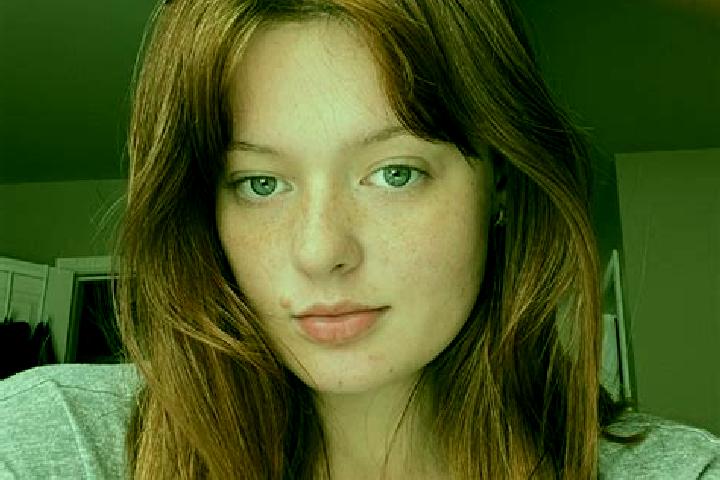 Luna, 29, a red brown-eyed slavic companion based in San Juan Copala. Offering Domination, Massage, Roleplay. Available for incall and outcall, overnight boo...