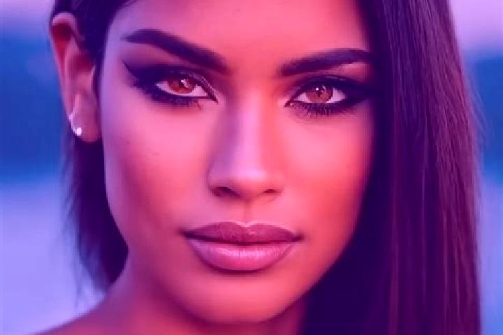 Luna, 29, a red green-eyed latina companion based in Rzaska. Offering Massage, Prostate Massage, Girlfriend Experience, Roleplay, Dinner Date. Available for ...
