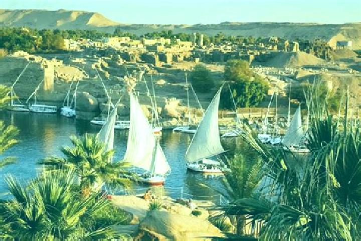 Luna, 29 — Escort in Aswan, Egypt