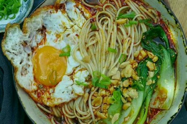 Luna, 29 — Escort in Banmian, China