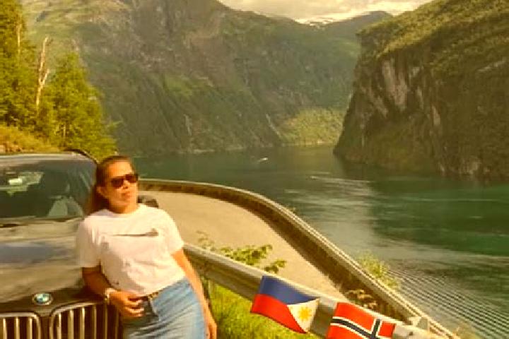 Luna, 29 — Escort in Dale, Norway