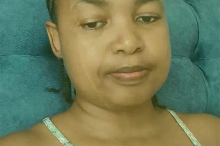 Luna, 29 — Escort in Koni-Ngani, Comoros