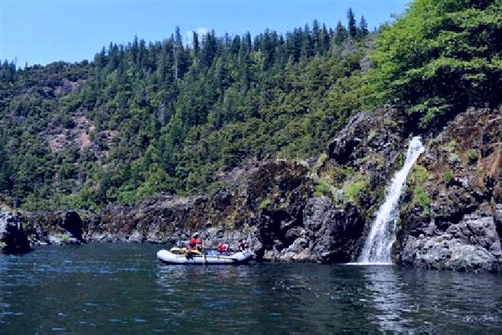 Luna, 29 — Escort in Rogue River, United States