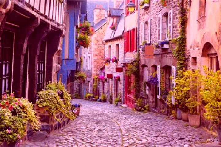 Luna, 29 — Escort in Tuffe, France