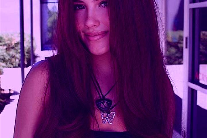 Luna, 30, a auburn dark-eyed asian companion based in Paraiso. Offering CIM, Travel Companion. Available for incall and outcall, overnight bookings available.