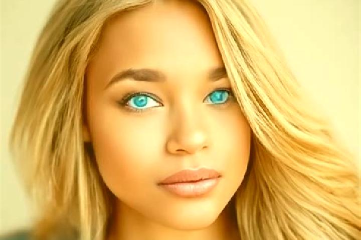 Luna, 30, a blonde blue-eyed latina companion based in Bhikkiwind Uttar. Offering OWO, BDSM, Prostate Massage, Duos. Available for incall and outcall, overni...