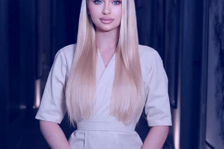 Luna, 30, a blonde brown-eyed mediterranean companion based in Timiryazevskiy. Offering Travel Companion, OWO, Tantra, Erotic Massage, Massage. Available for...