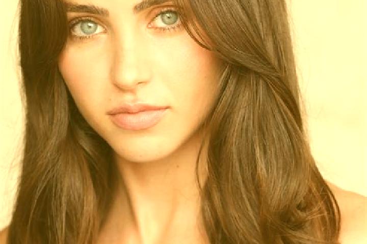 Luna, 30, a brunette brown-eyed caribbean companion based in Manurewa East. Offering Prostate Massage, Striptease, Roleplay, Party Girl, Couples. Available f...