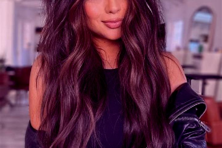 Luna, 30, a brunette brown-eyed indian companion based in Kemeten. Offering Striptease, Deep French Kissing, Tantra, GFE. Available for incall and outcall, o...